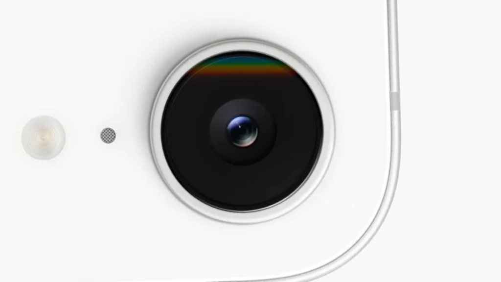 48MP fusion camera of iPhone 16e
